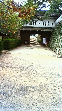 岡山城の入り口.jpg
